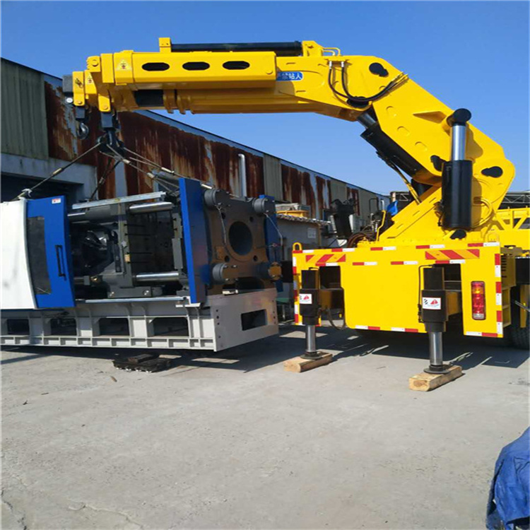 阜宁县 大吨位折臂吊出租费用解析：一小时租赁多少钱