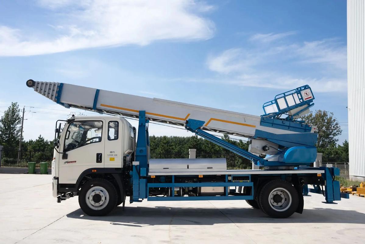 阜宁县云梯上料车租赁费用